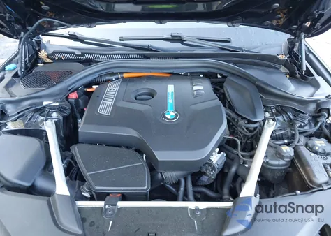 2018 BMW 530E z USA, uszkodzony, nr VIN WBAJA9C53JB250459